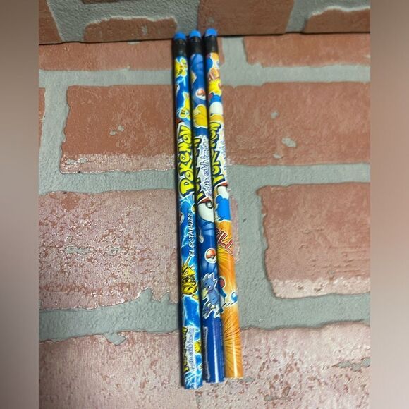 Pokémon Vintage 1999 Rose Art Pencil And Eraser Lot (3) Marill, Golduck - Picture 1 of 4